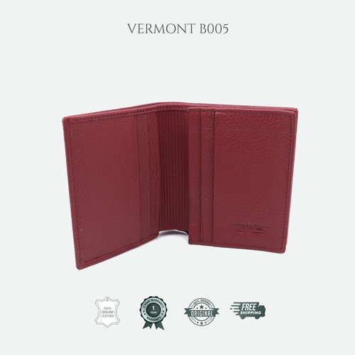 B005 - Compact Wallet with Card Pocket